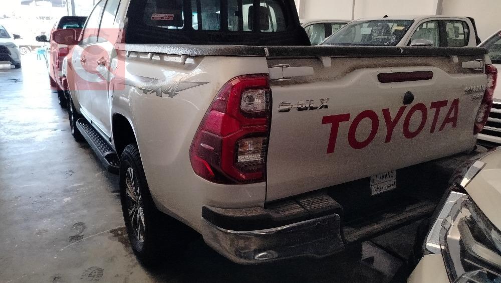 تويوتا هايلوكس